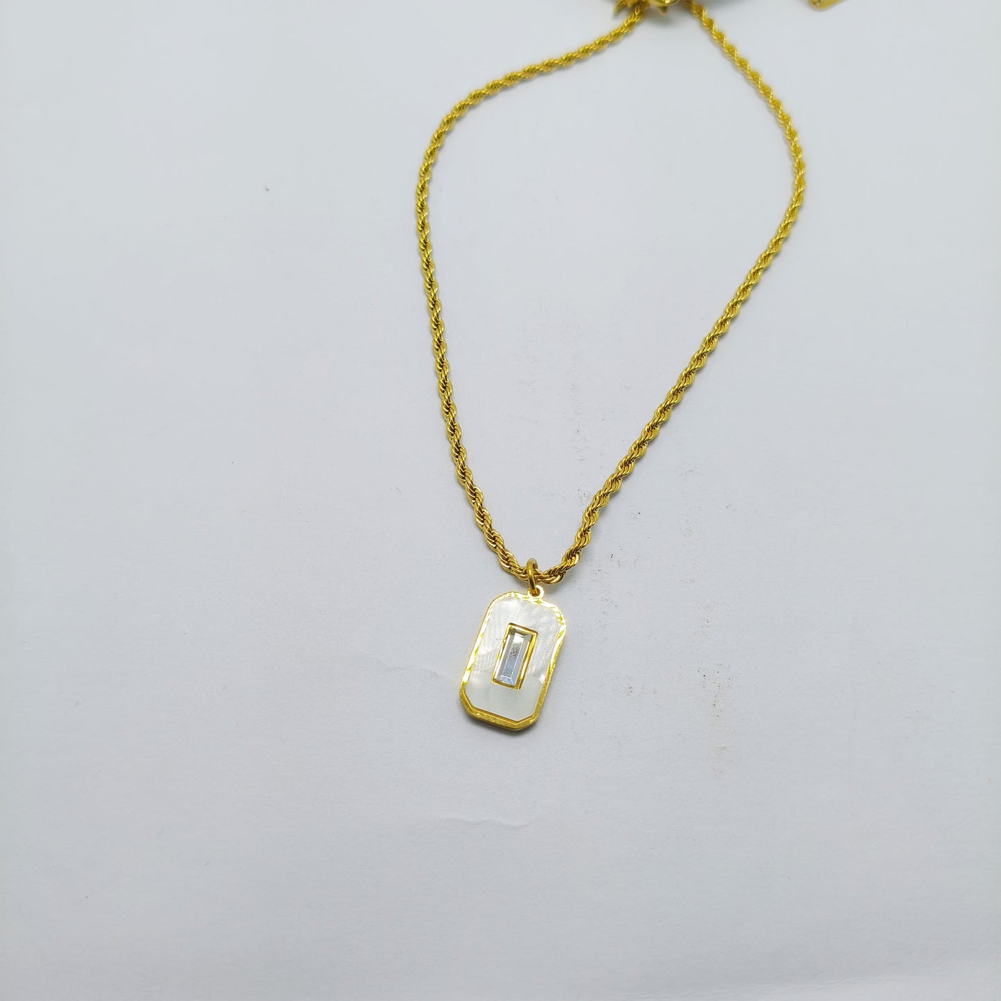 Rope Stone Pendant