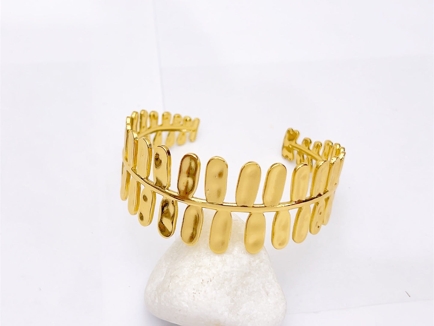 Leaf Hand Cuff