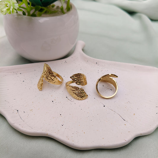 Gilded Leaf Ring