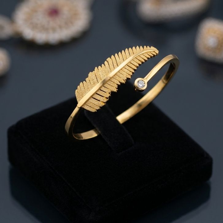 Leaf Hand Cuff