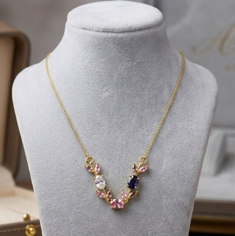 Tulip Necklace