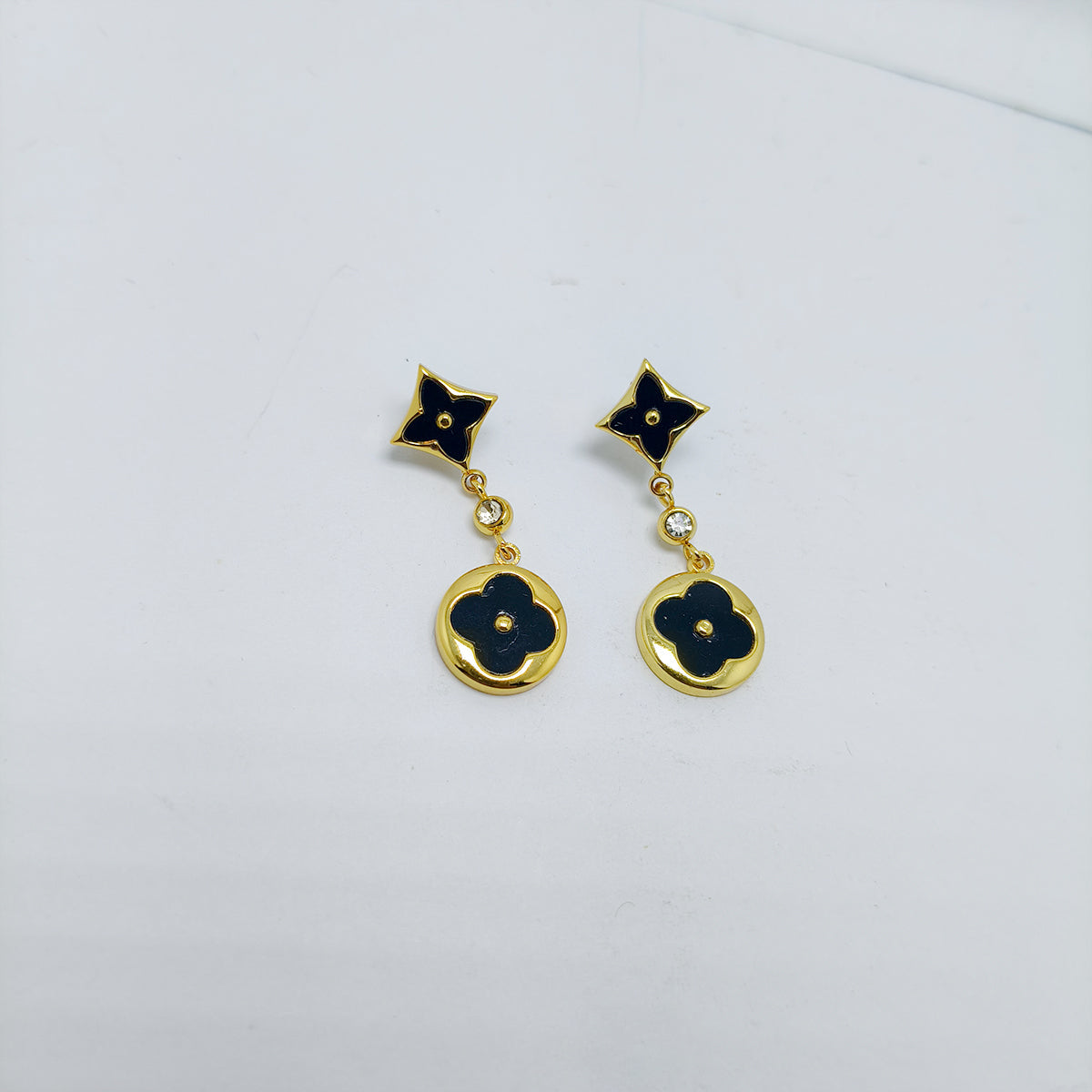 Clove Earrings